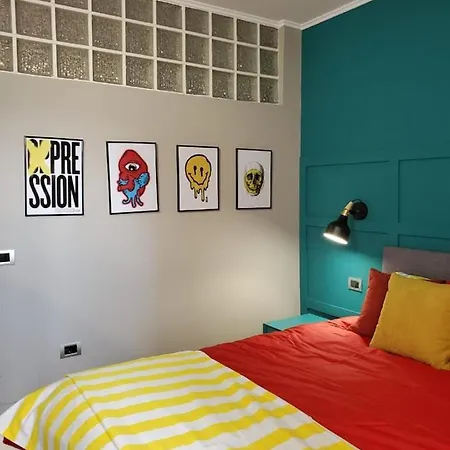 Helga's Deluxe 3 شقة *