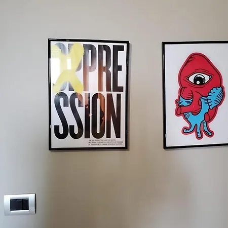 Helga's Deluxe 3 شقة *