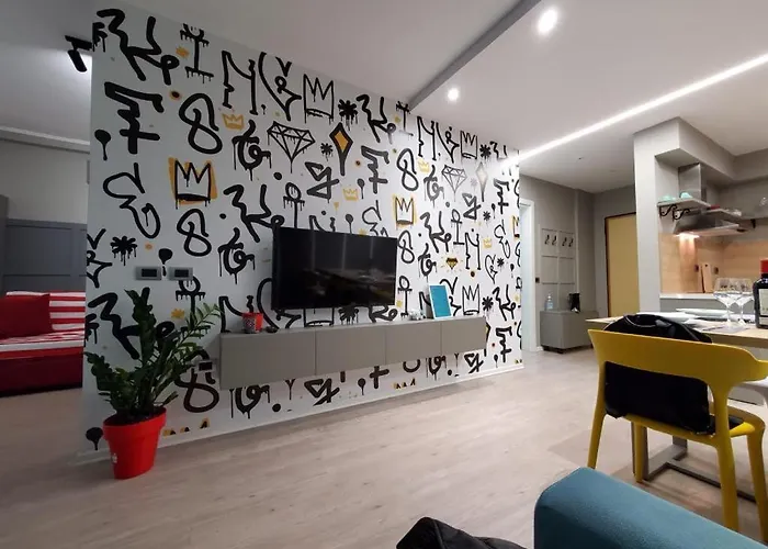 Helga's Deluxe 3 Apartment