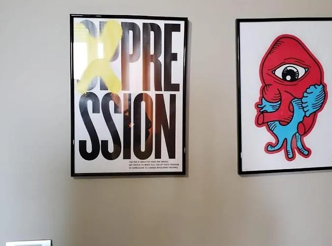 Helga's Deluxe 3 Apartment *